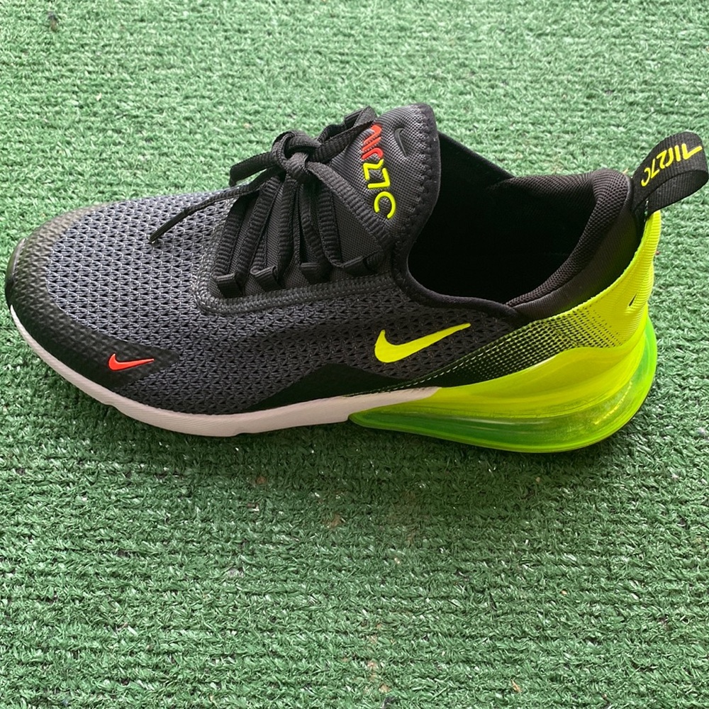 Nike Air Max Black and Neon Yellow Men's Sneakers